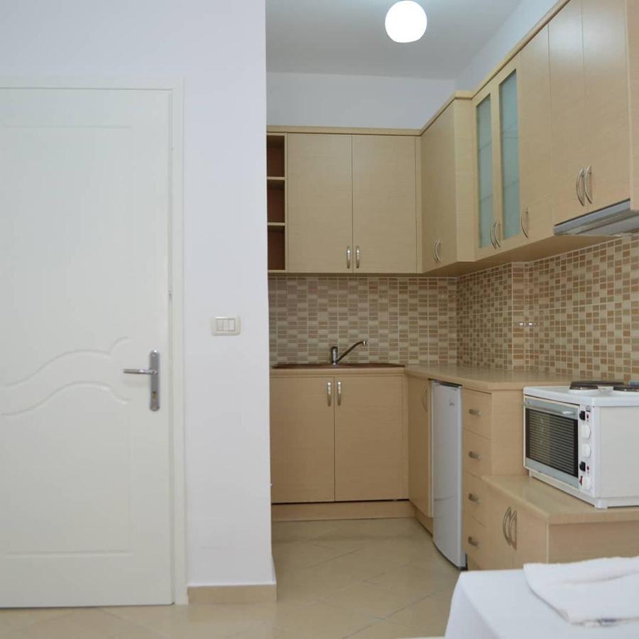 Noah Apartaments Sarandë Esterno foto