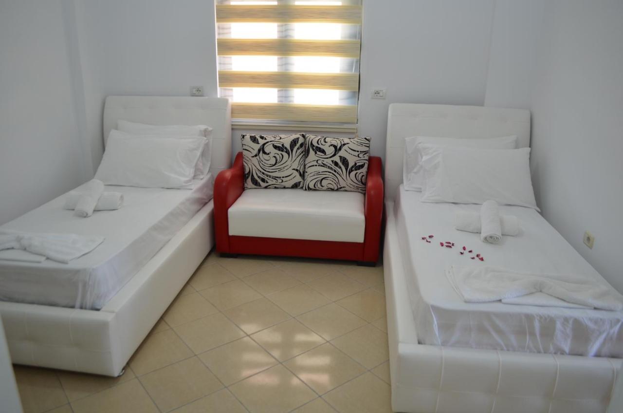 Noah Apartaments Sarandë Esterno foto