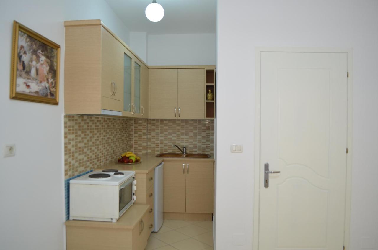 Noah Apartaments Sarandë Esterno foto