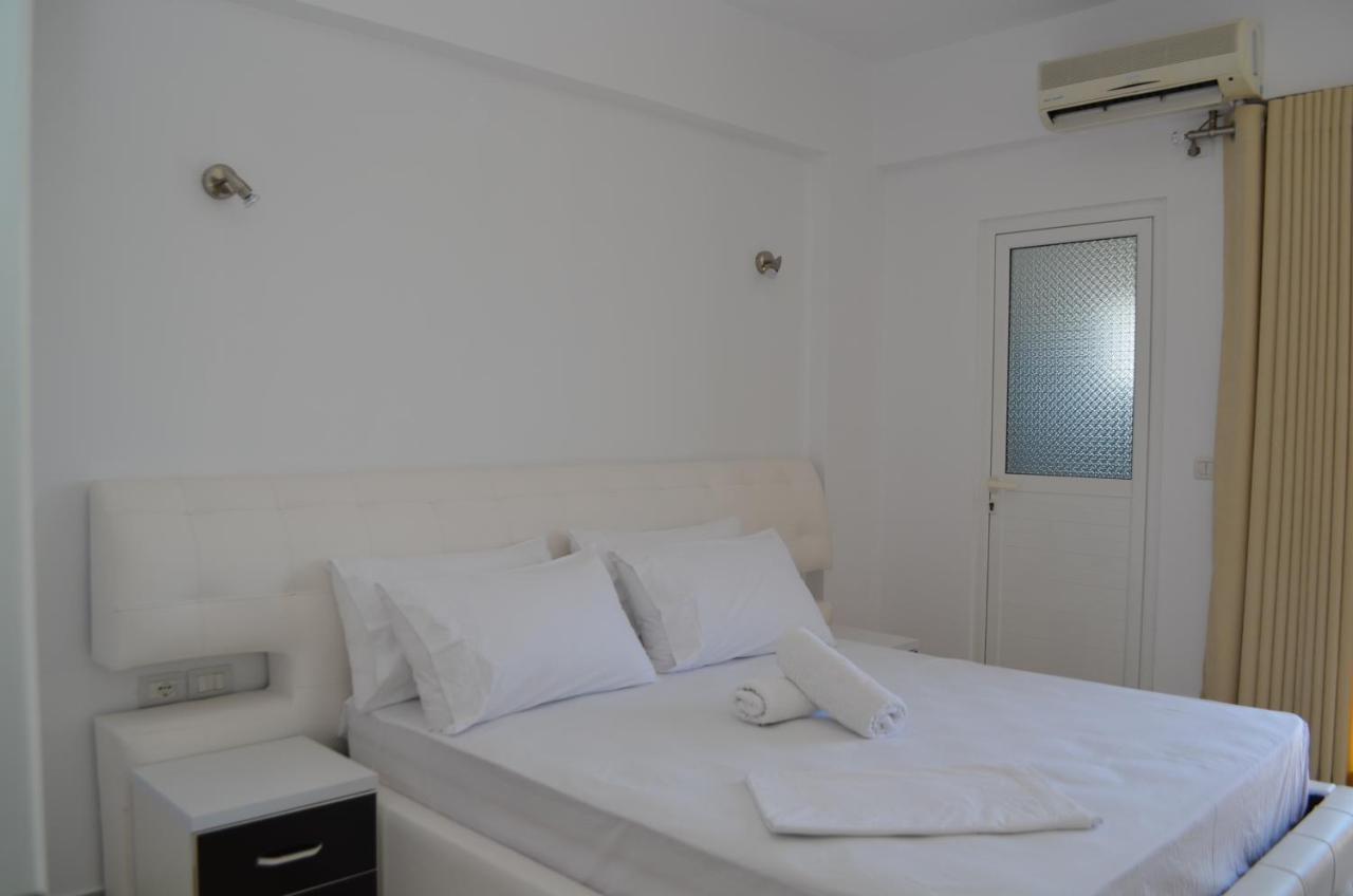 Noah Apartaments Sarandë Esterno foto