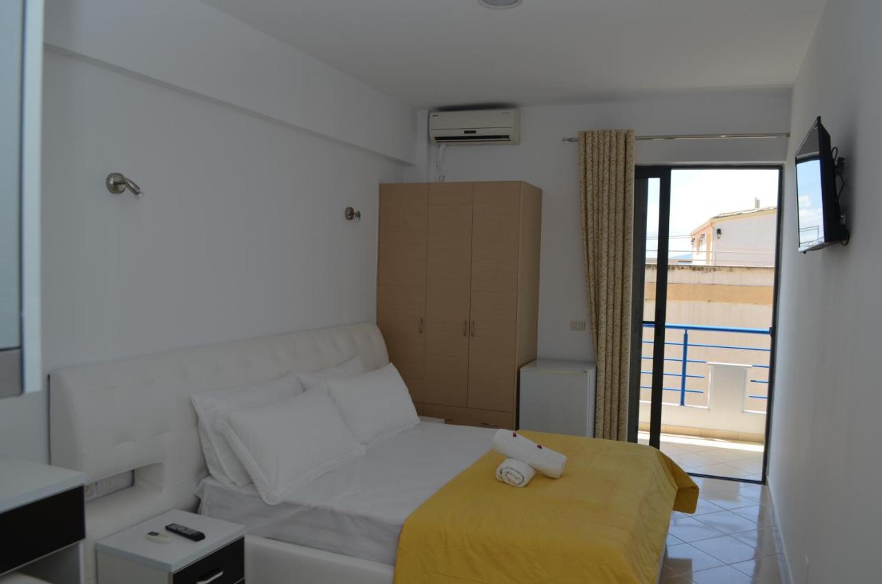 Noah Apartaments Sarandë Esterno foto