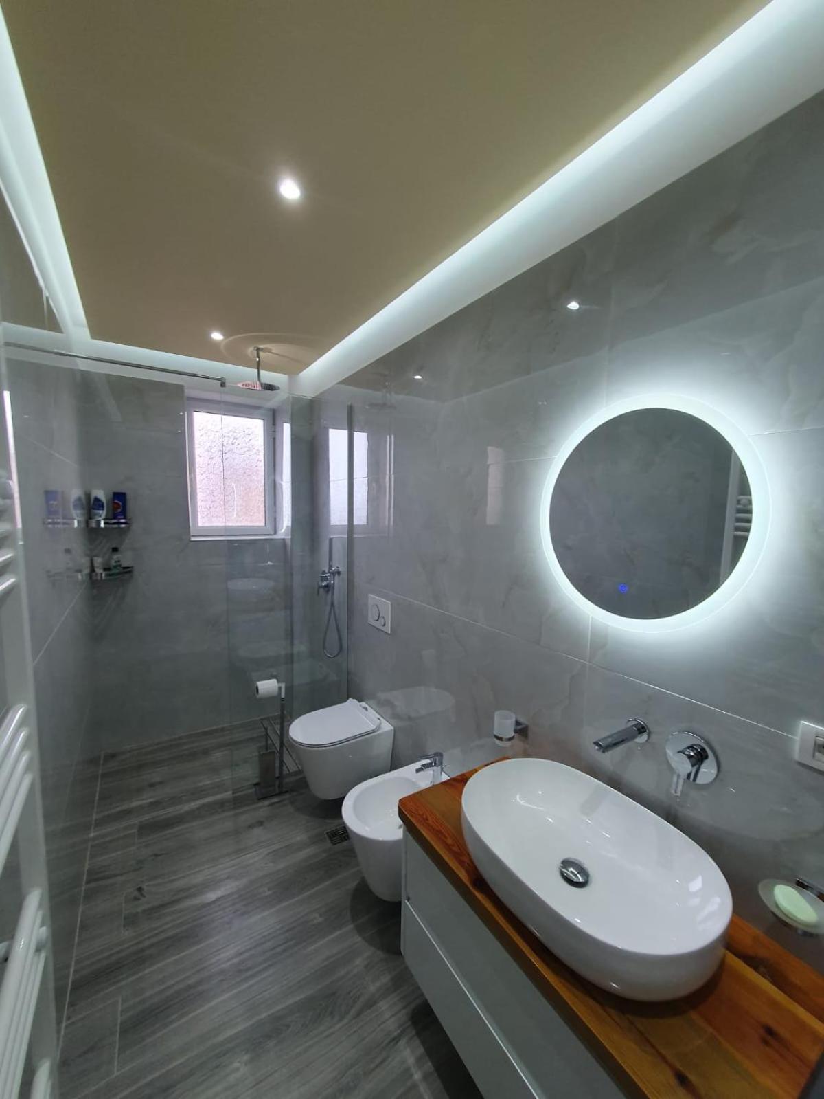 Noah Apartaments Sarandë Esterno foto