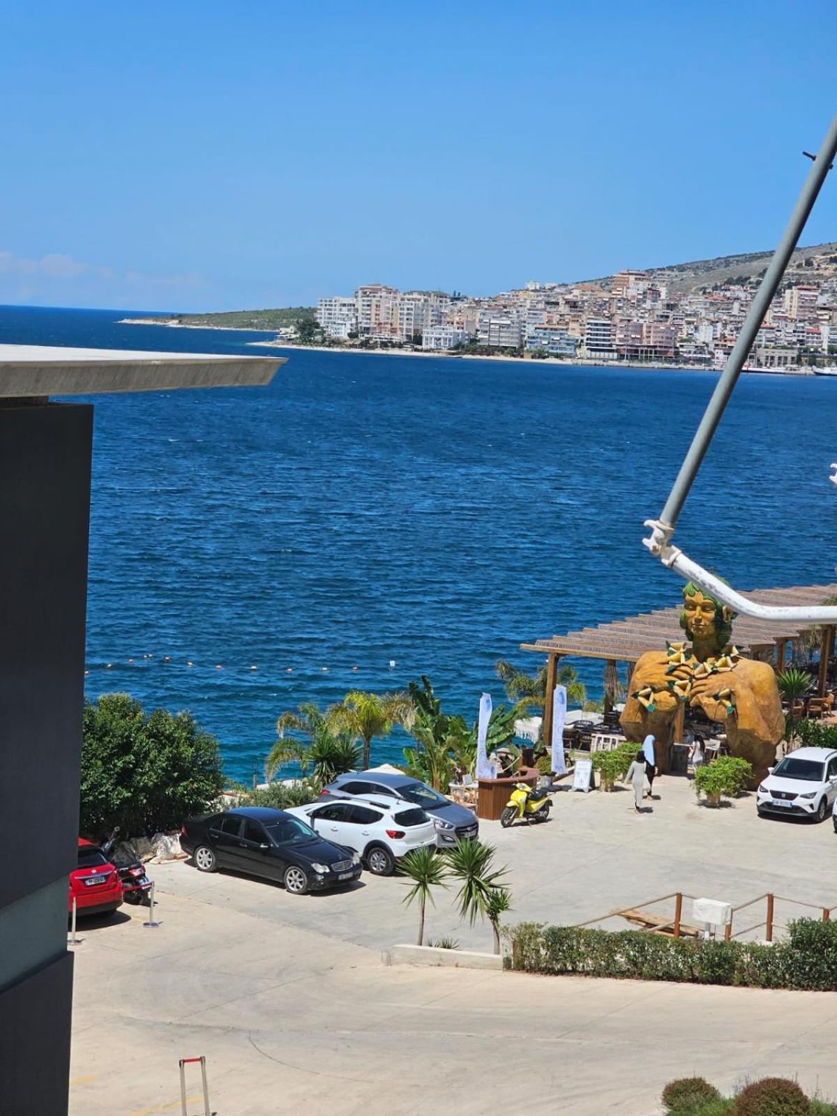 Noah Apartaments Sarandë Esterno foto