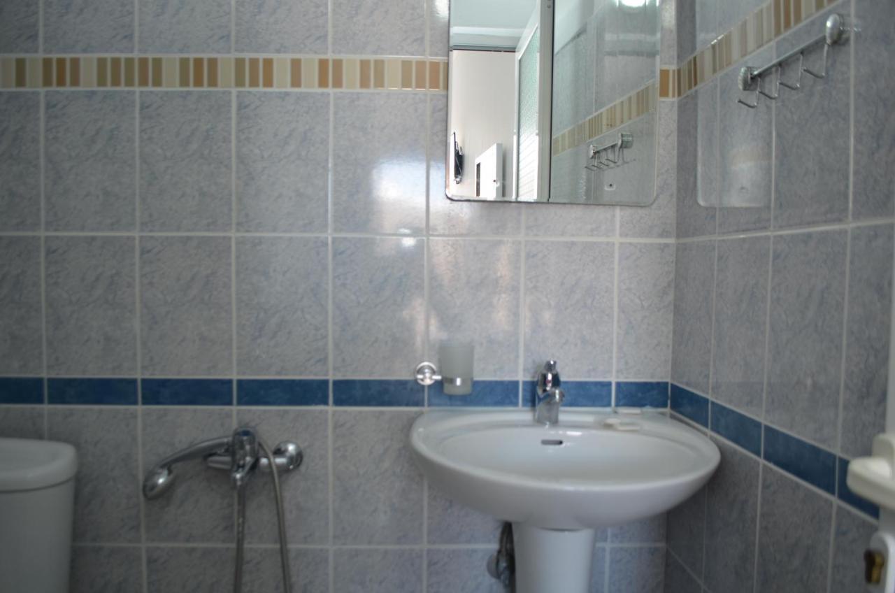 Noah Apartaments Sarandë Esterno foto
